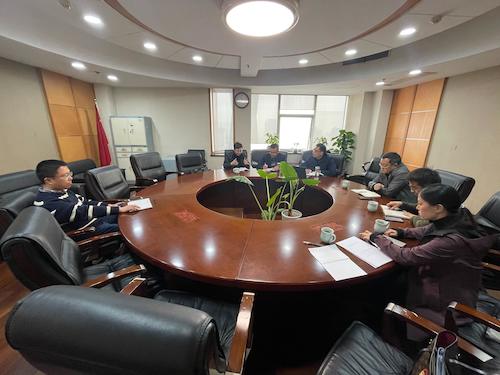 座谈会1